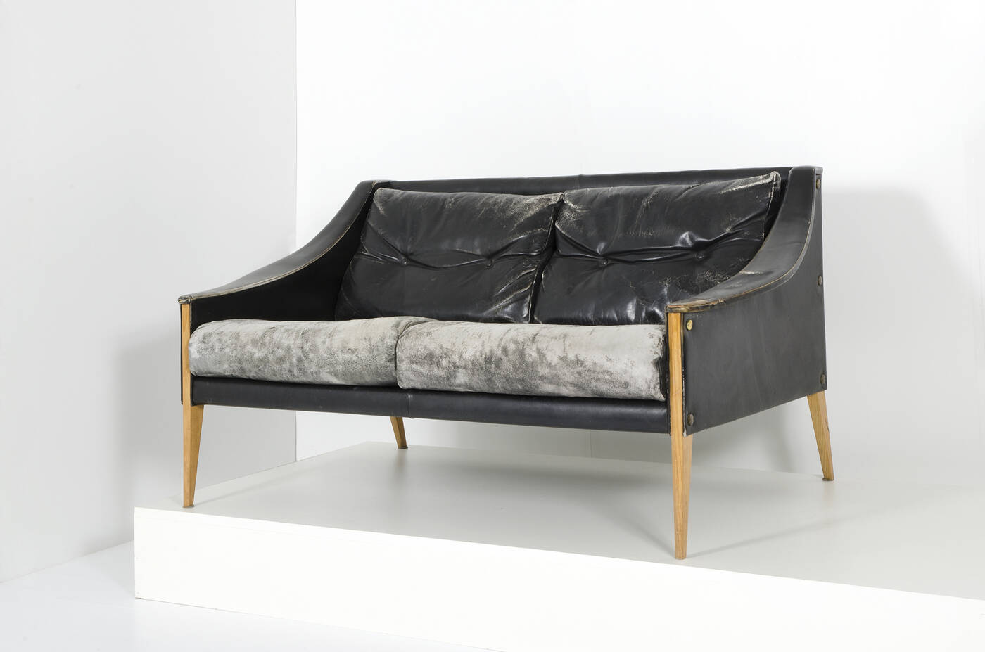 GIO PONTI - Divano Mod. Dezza B