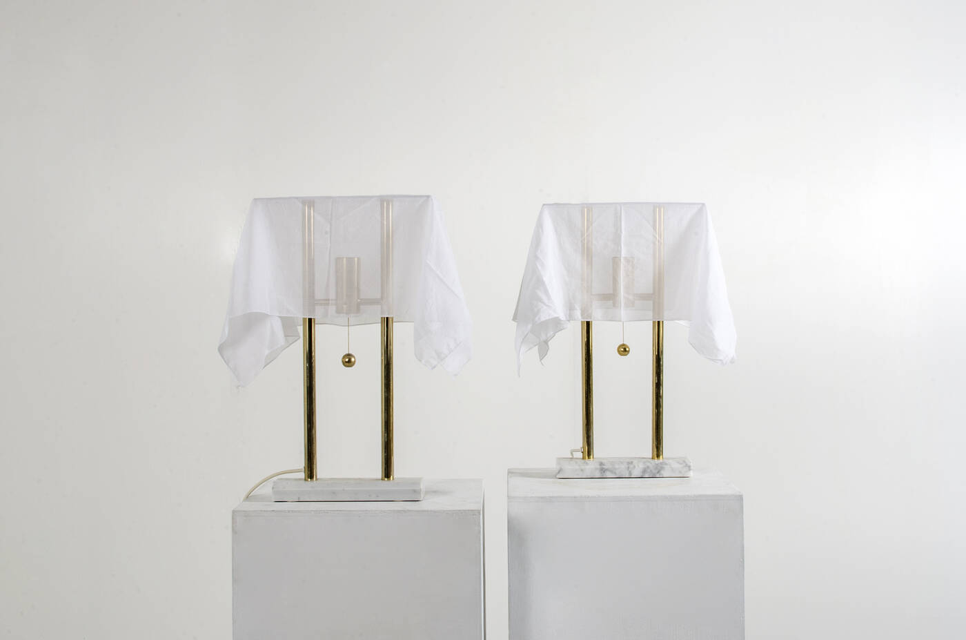 KAZUHIDE TAKAHAMA - Coppia di lampade mod. Nefer 