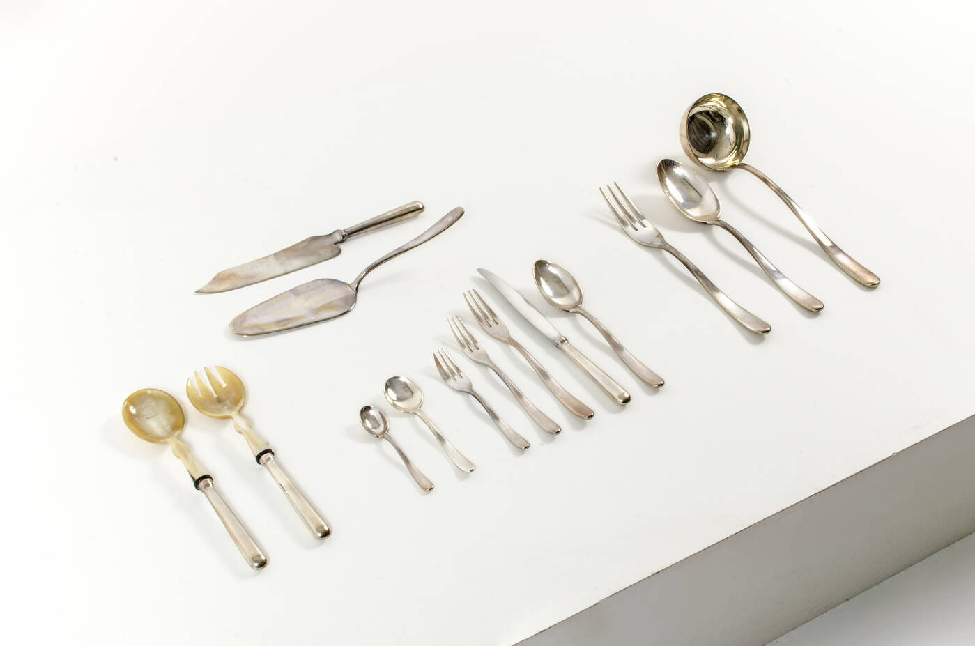 LUIGI CACCIA DOMINIONI, L. CASTIGLIONI E P.G. - Servizio di posate mod. Caccia