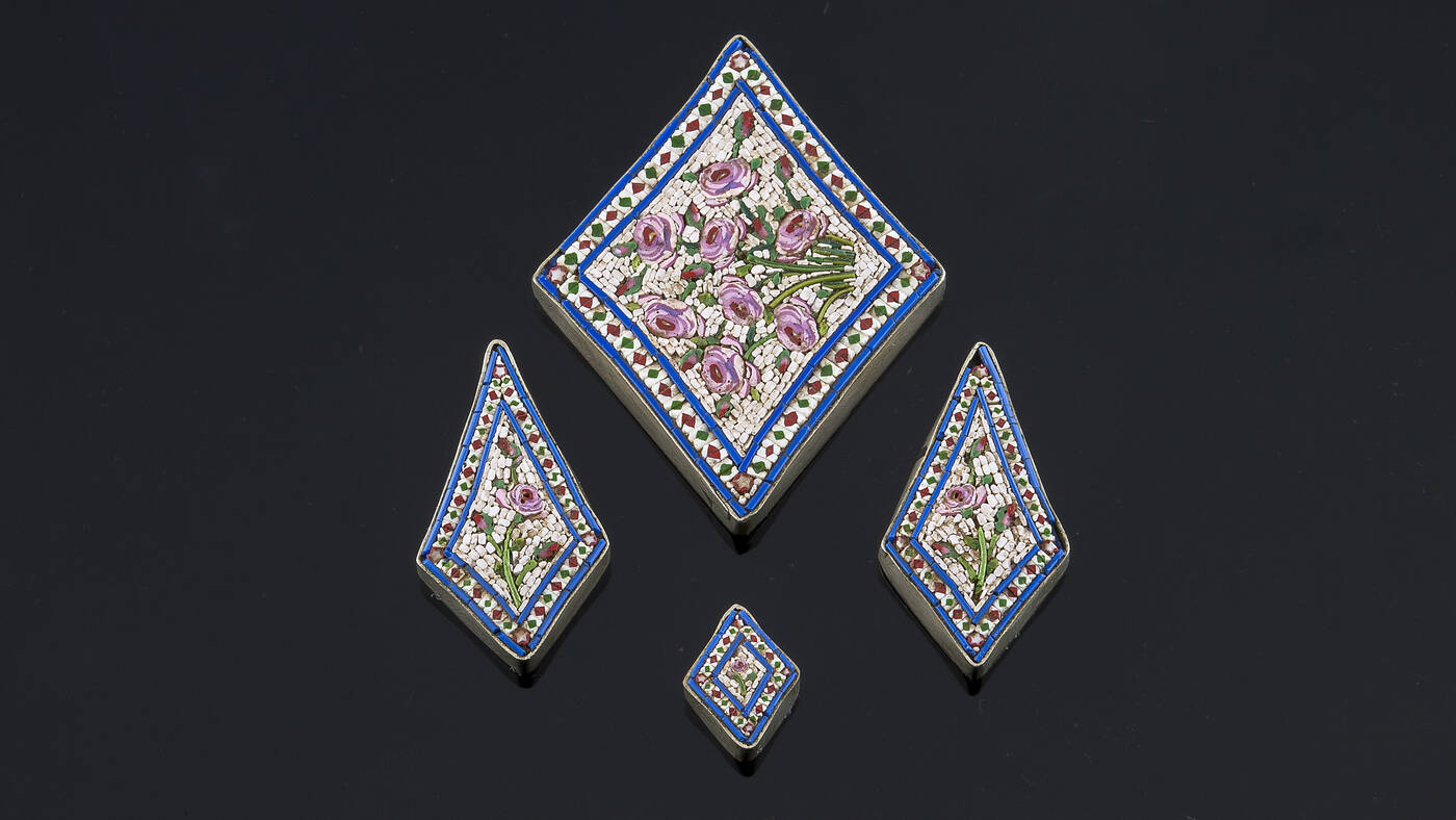 LOTTO DI QUATTRO MICROMOSAICI