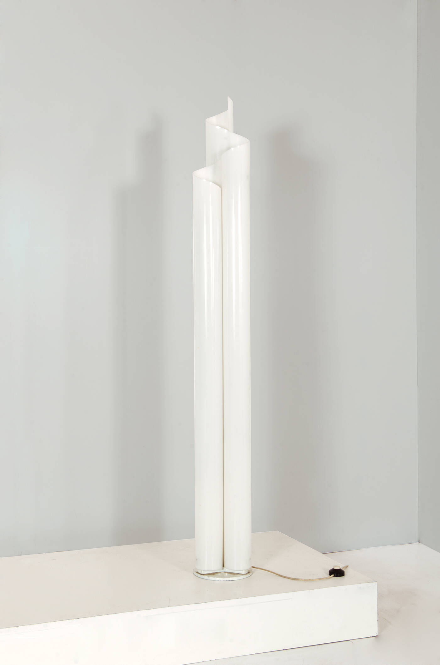 VICO MAGISTRETTI - Chimera