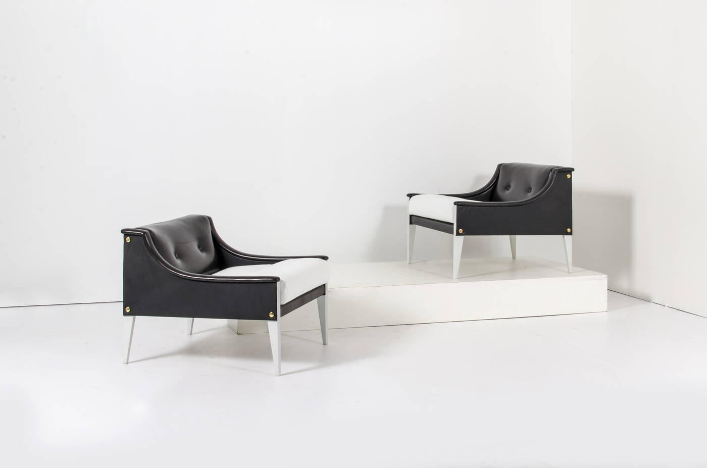 GIO PONTI - Coppia di poltrone mod. Dezza