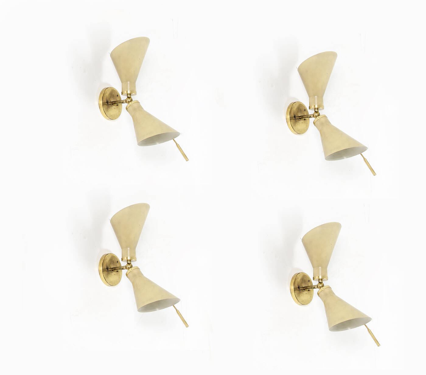 GINO SARFATTI - Quattro lampade a parete mod. 131