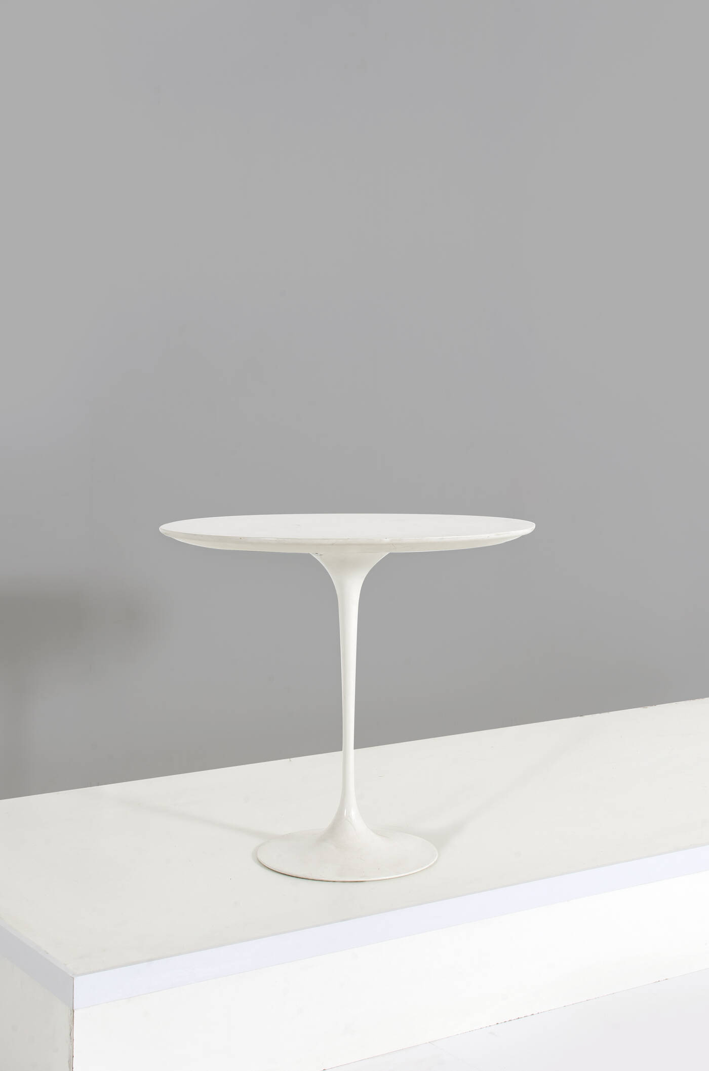 EERO SAARINEN - Tavolino mod. Tulip