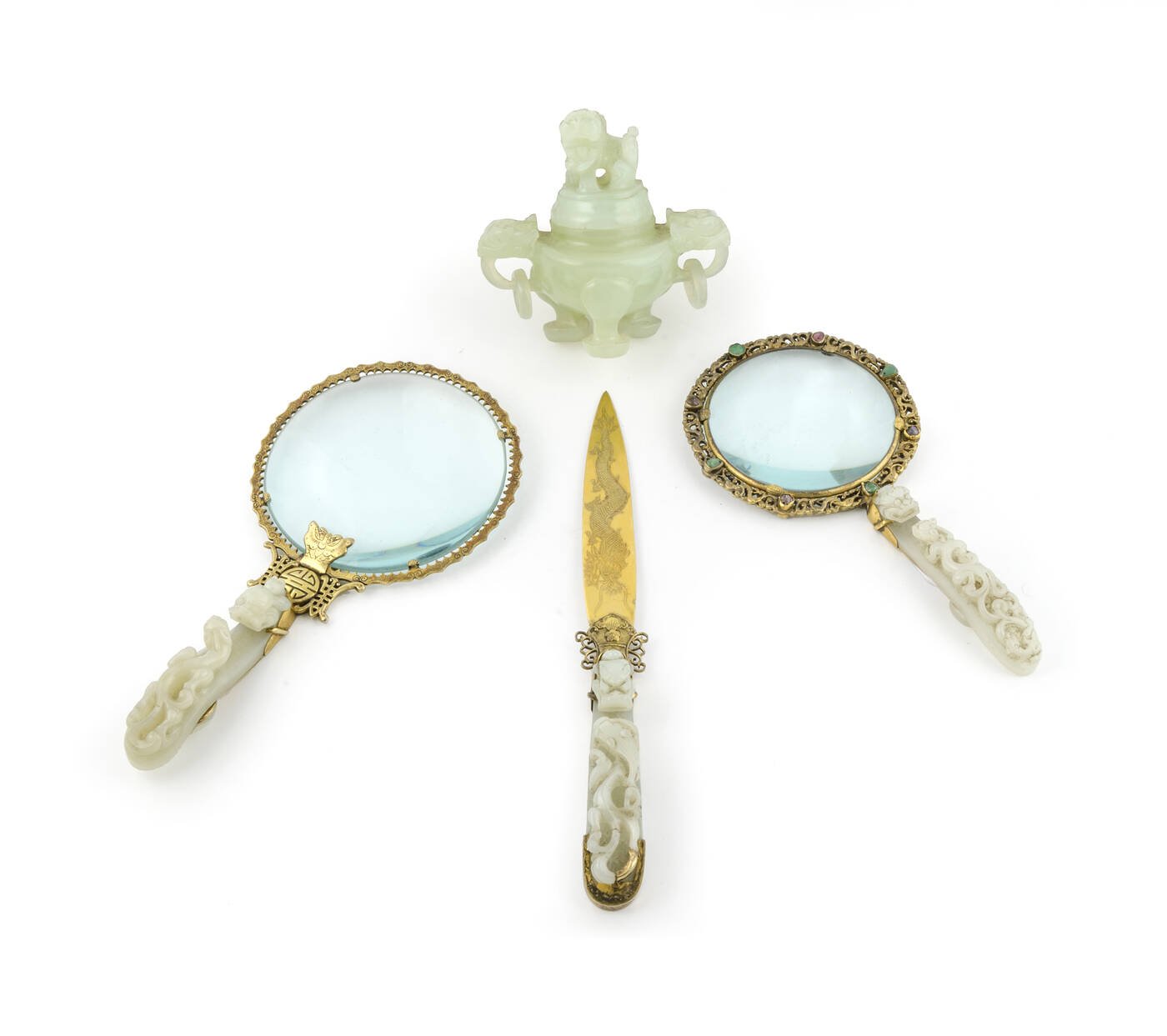 LOTTO DI QUATTRO OGGETTI ORIENTALI