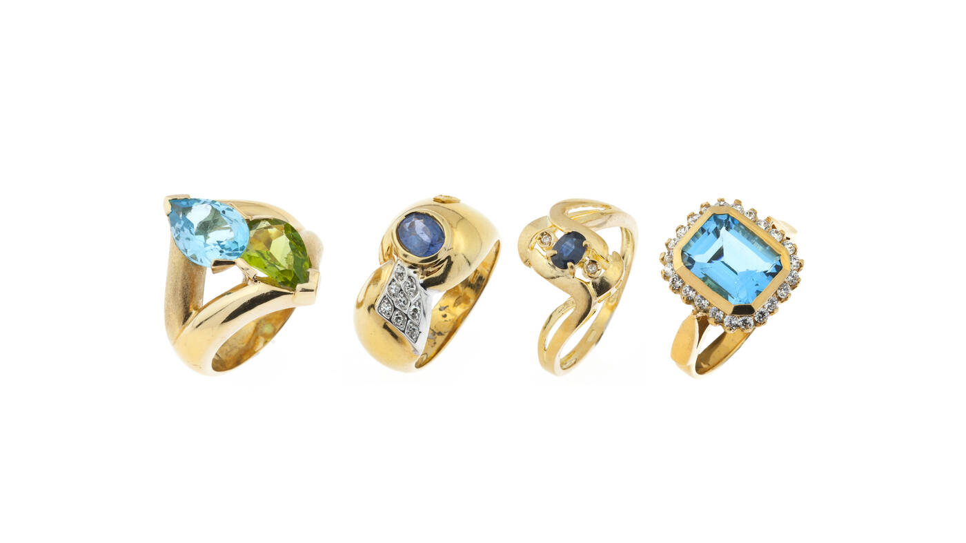 LOTTO DI QUATTRO ANELLI