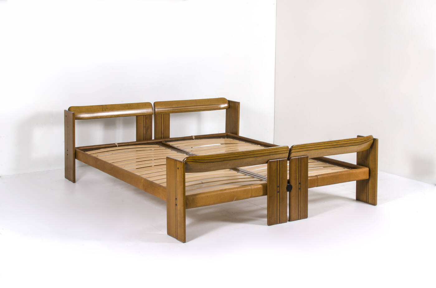 AFRA E TOBIA SCARPA - Letto della serie Artona