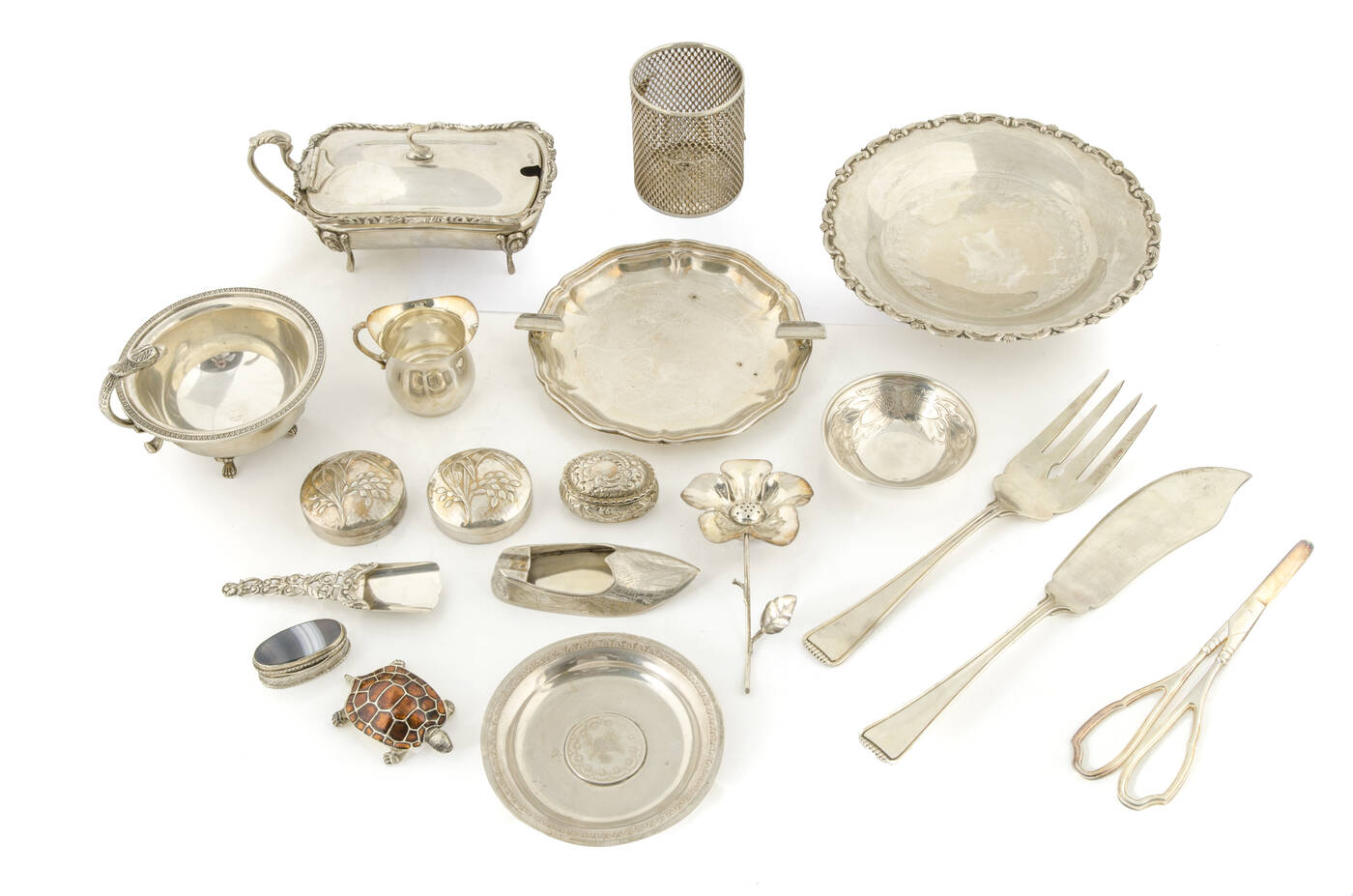 LOTTO DI 19 OGGETTI IN ARGENTO