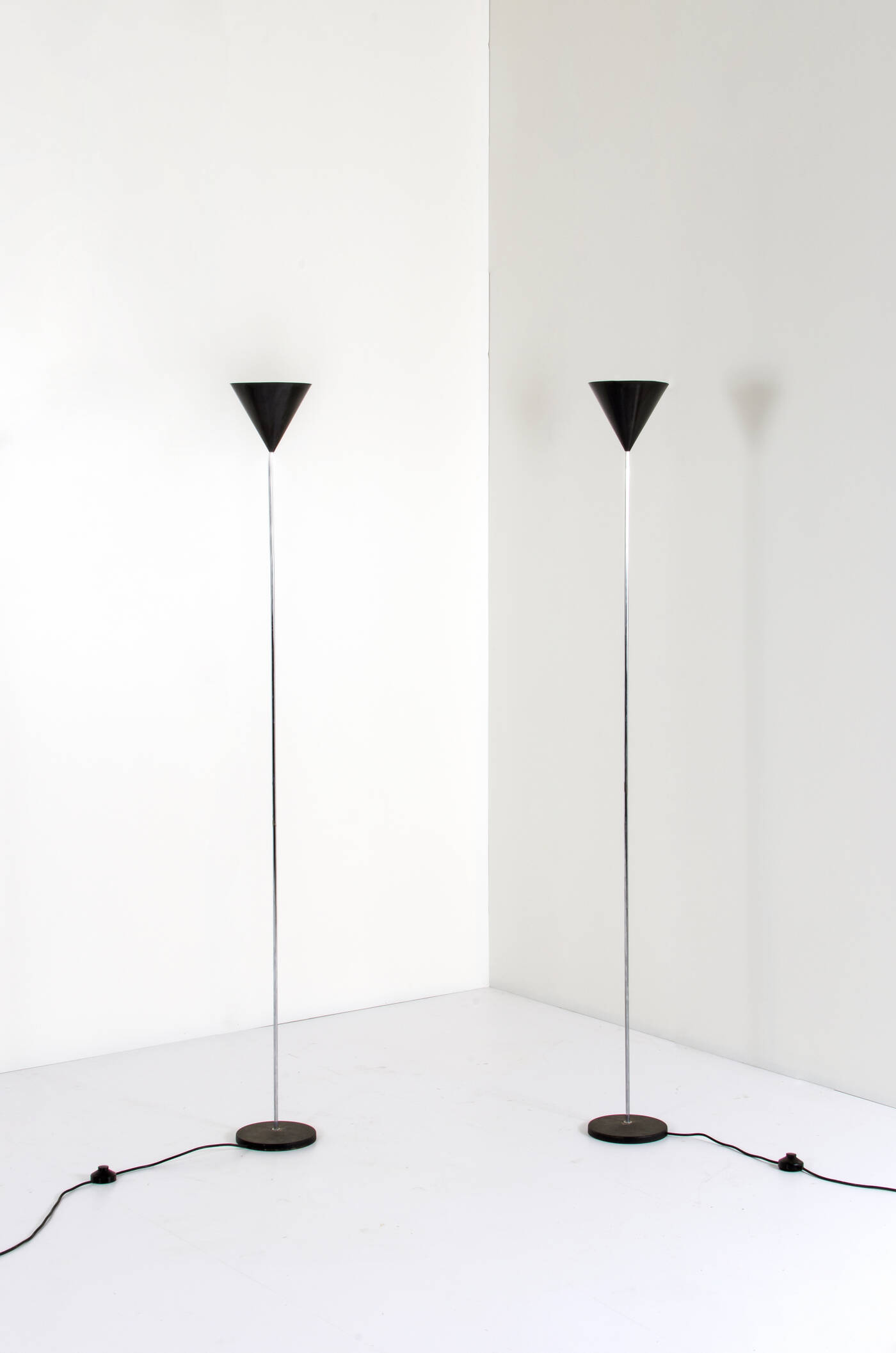 LUIGI CACCIA DOMINIONI - Coppia di lampade mod. Lte 5 Imbuto