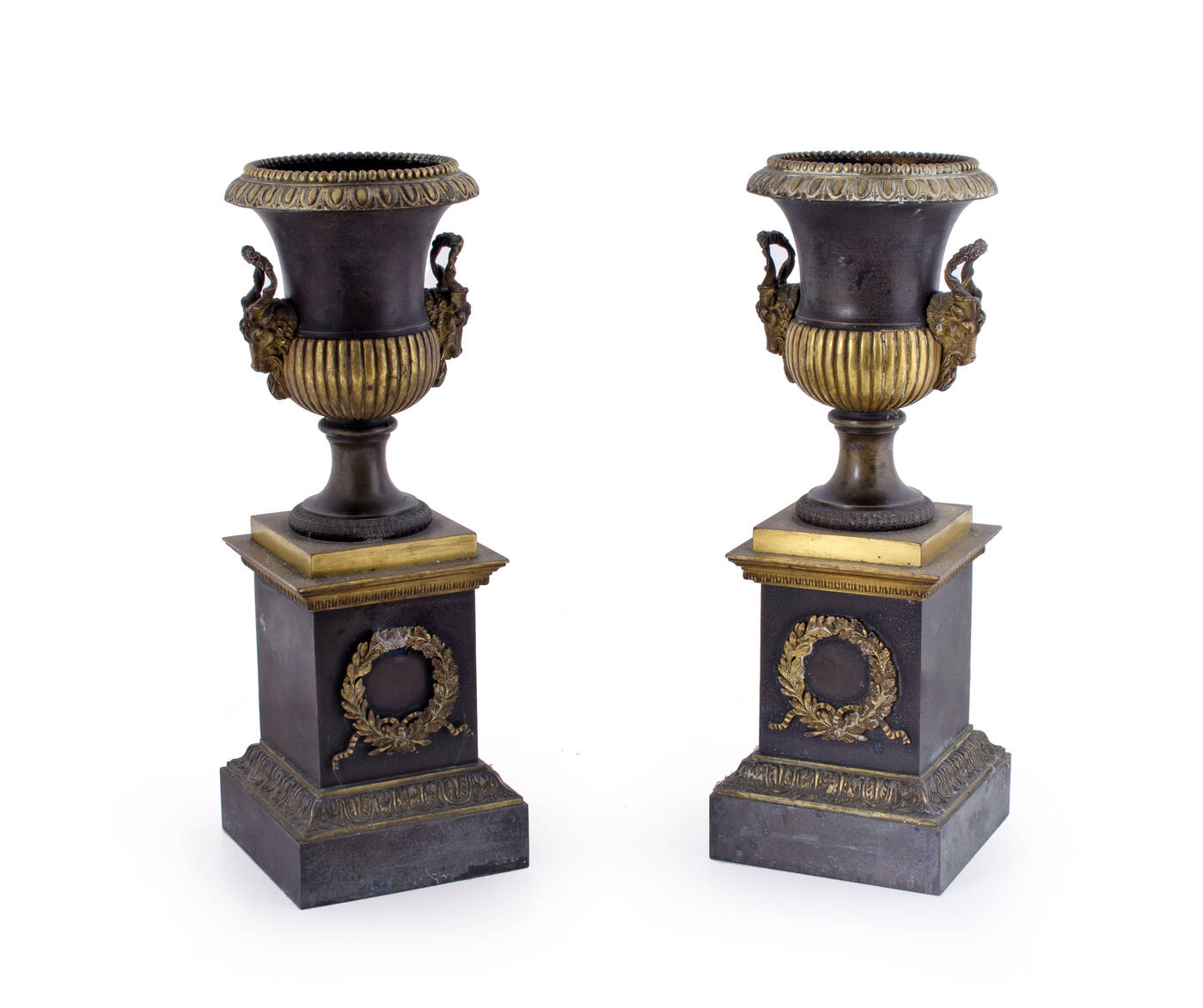 COPPIA DI VASI ORNAMENTALI