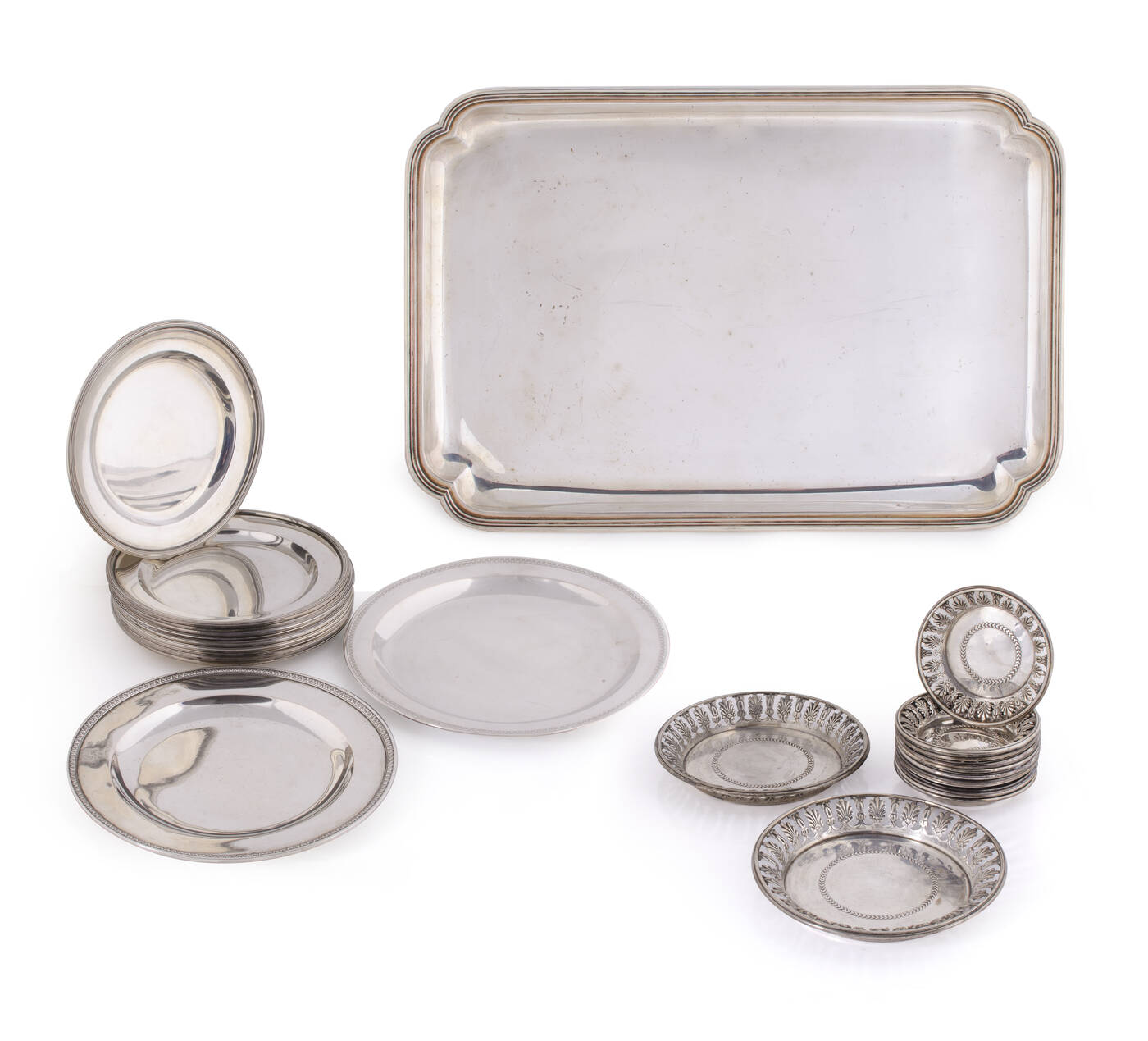 LOTTO DI VENTOTTO OGGETTI IN ARGENTO