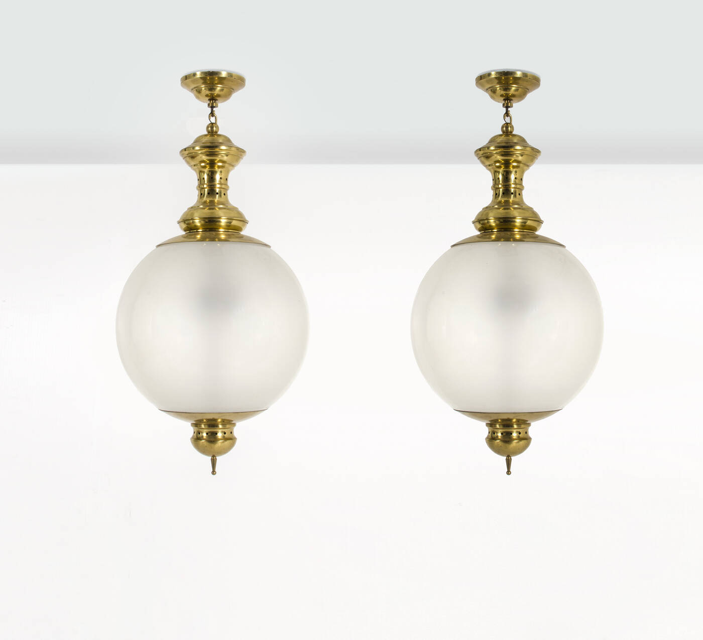 LUIGI CACCIA DOMINIONI - Coppia di lampadari mod. LS1