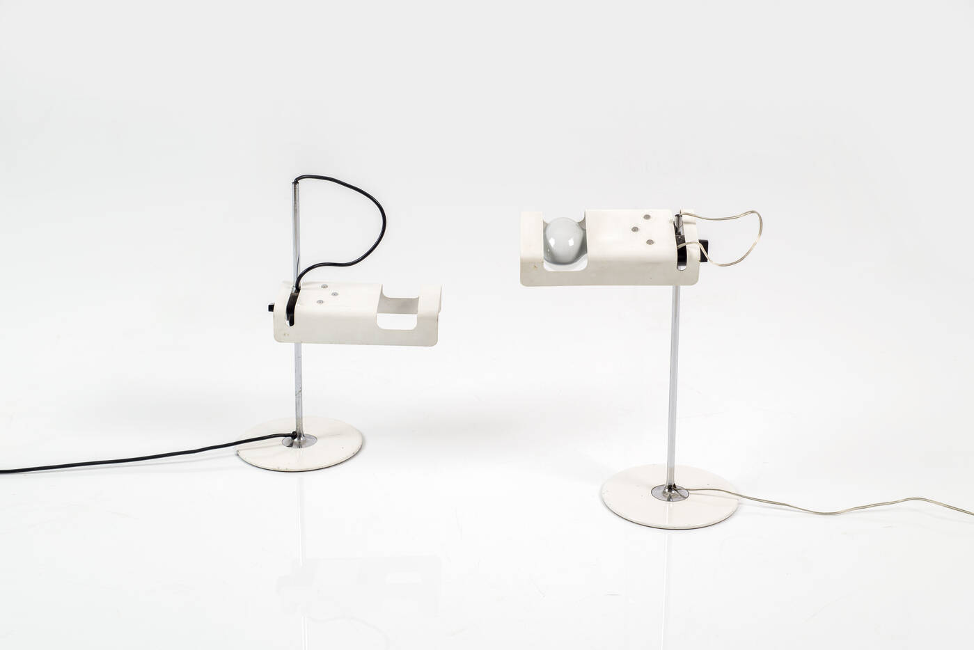 JOE COLOMBO - Coppia di lampade mod. Spider