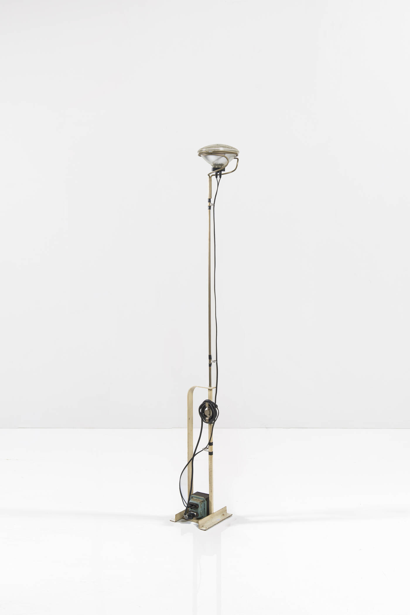 ACHILLE E PIER GIACOMO CASTIGLIONI - Lampada mod. Toio