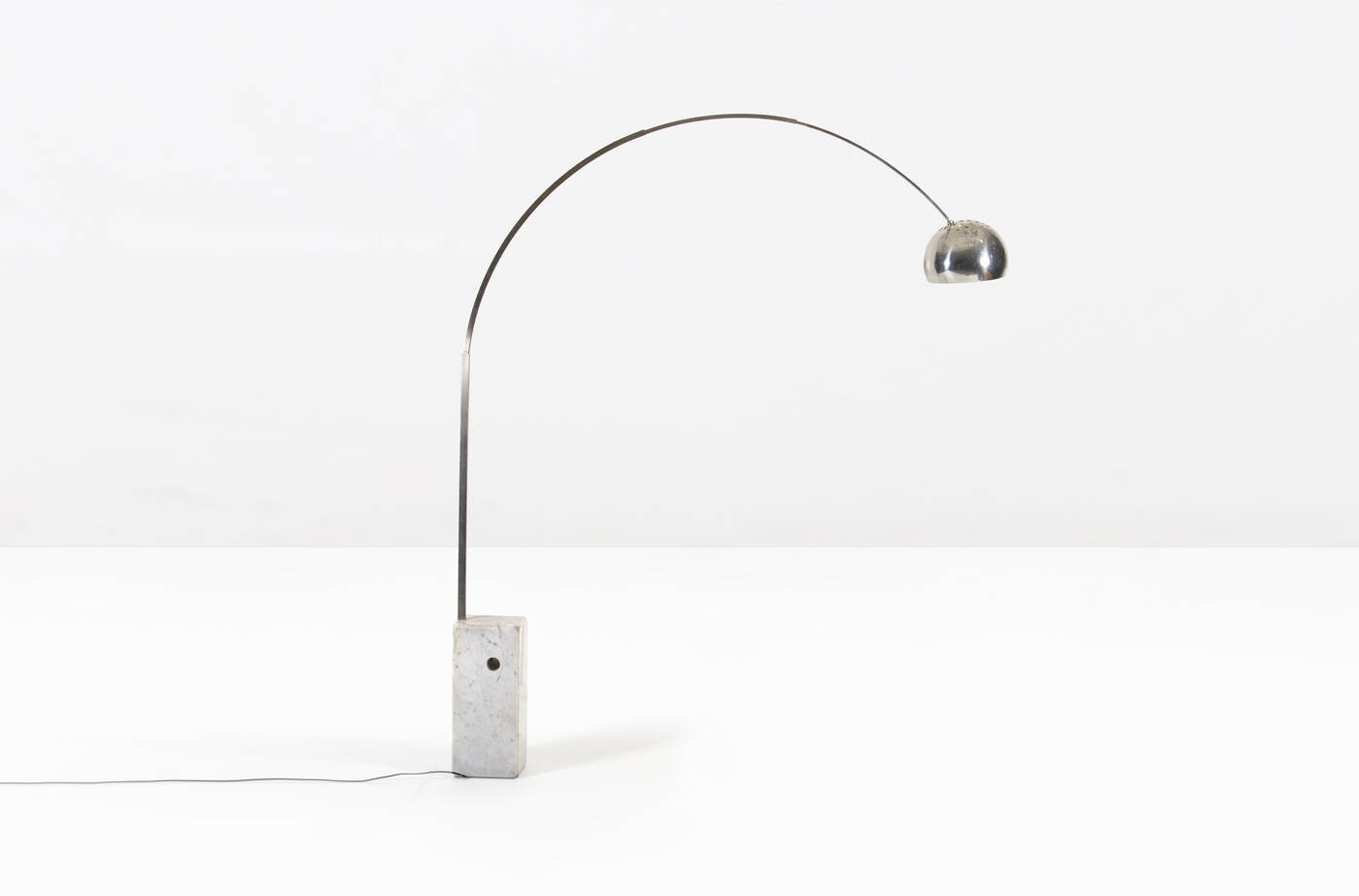 ACHILLE E PIER GIACOMO CASTIGLIONI - Lampada mod. Arco