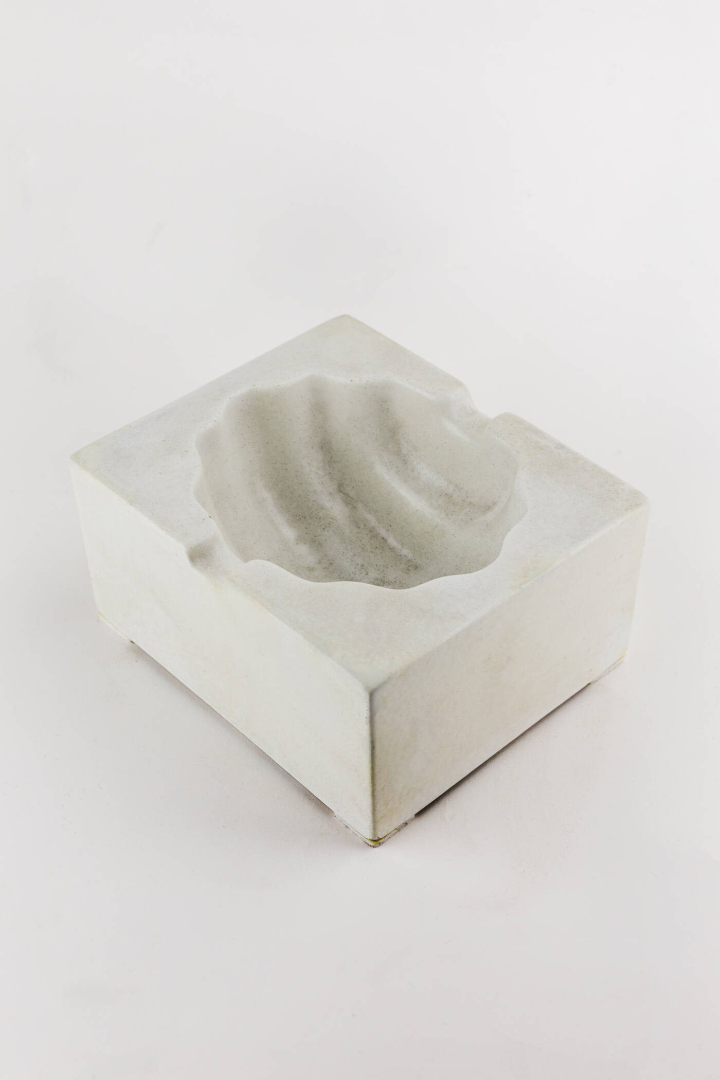 ETTORE SOTTSASS - Posacenere della serie Yantra YP1