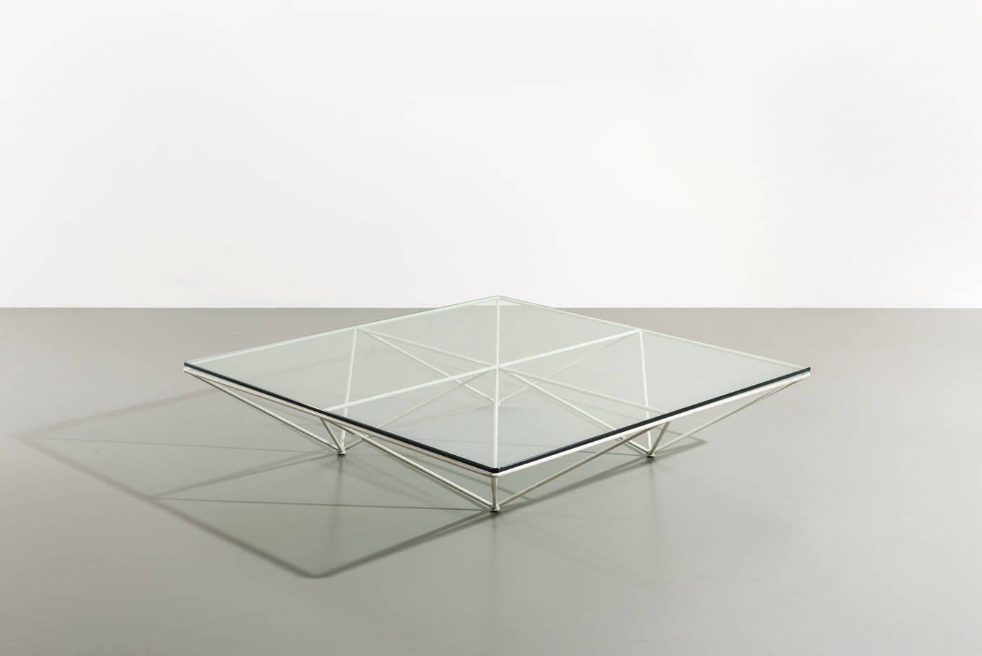 PAOLO PIVA - Tavolino mod. Alanda