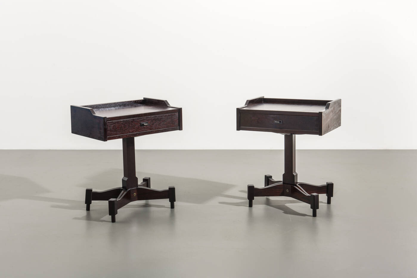 CLAUDIO SALOCCHI - Coppia di comodini mod. SC 50