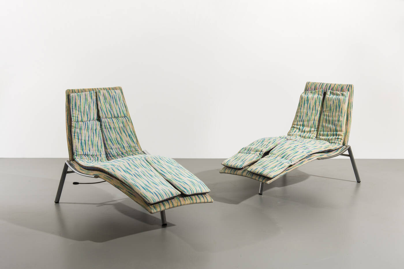 GIOVANNI OFFREDI - Coppia di sdraio mod. Swing