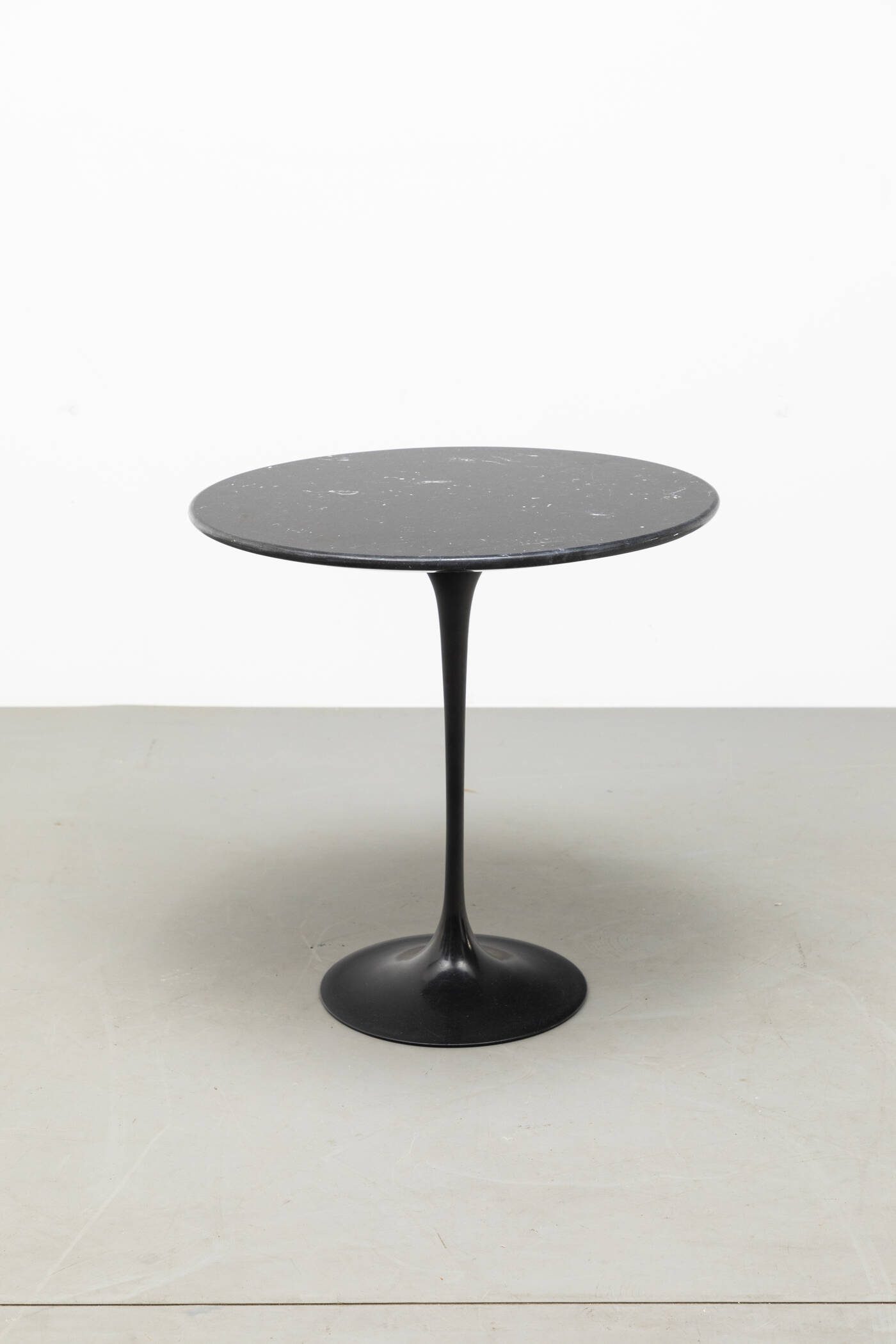 EERO SAARINEN - Tavolino mod. Tulip