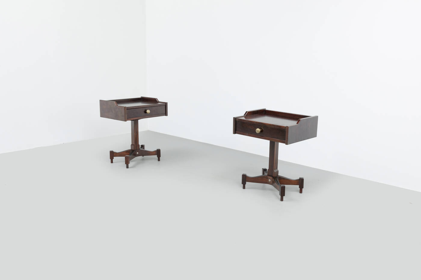 CLAUDIO SALOCCHI - Coppia di comodini mod. SC50