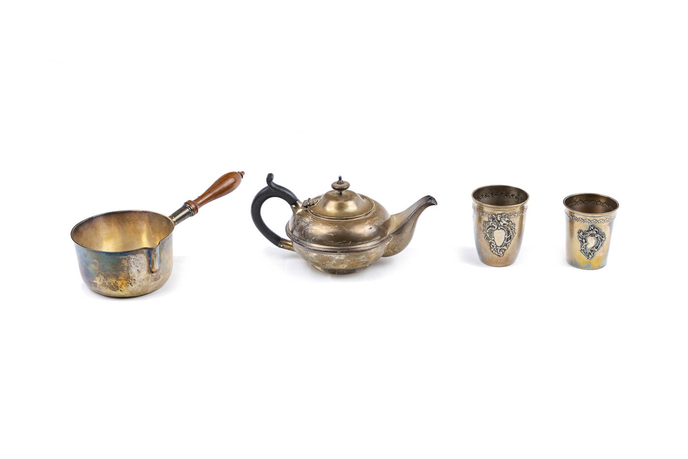 LOTTO DI TRE OGGETTI IN ARGENTO