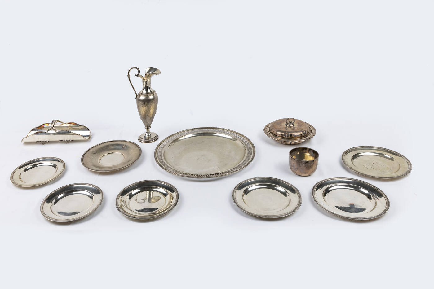 LOTTO DI DODICI OGGETTI IN ARGENTO