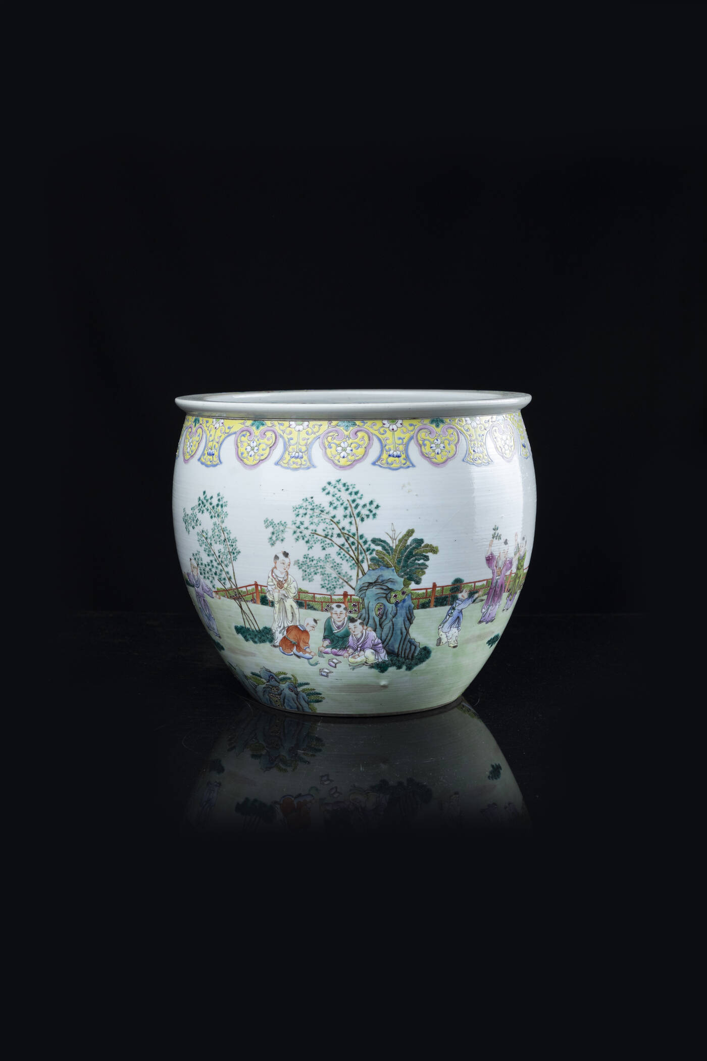 CACHEPOT IN PORCELLANA FAMIGLIA ROSA