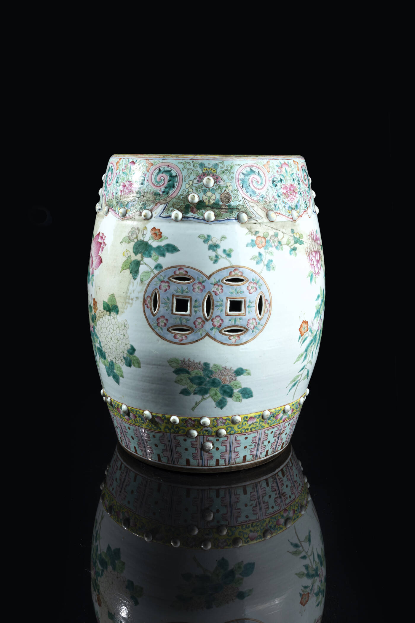 GARDEN SIT IN PORCELLANA 