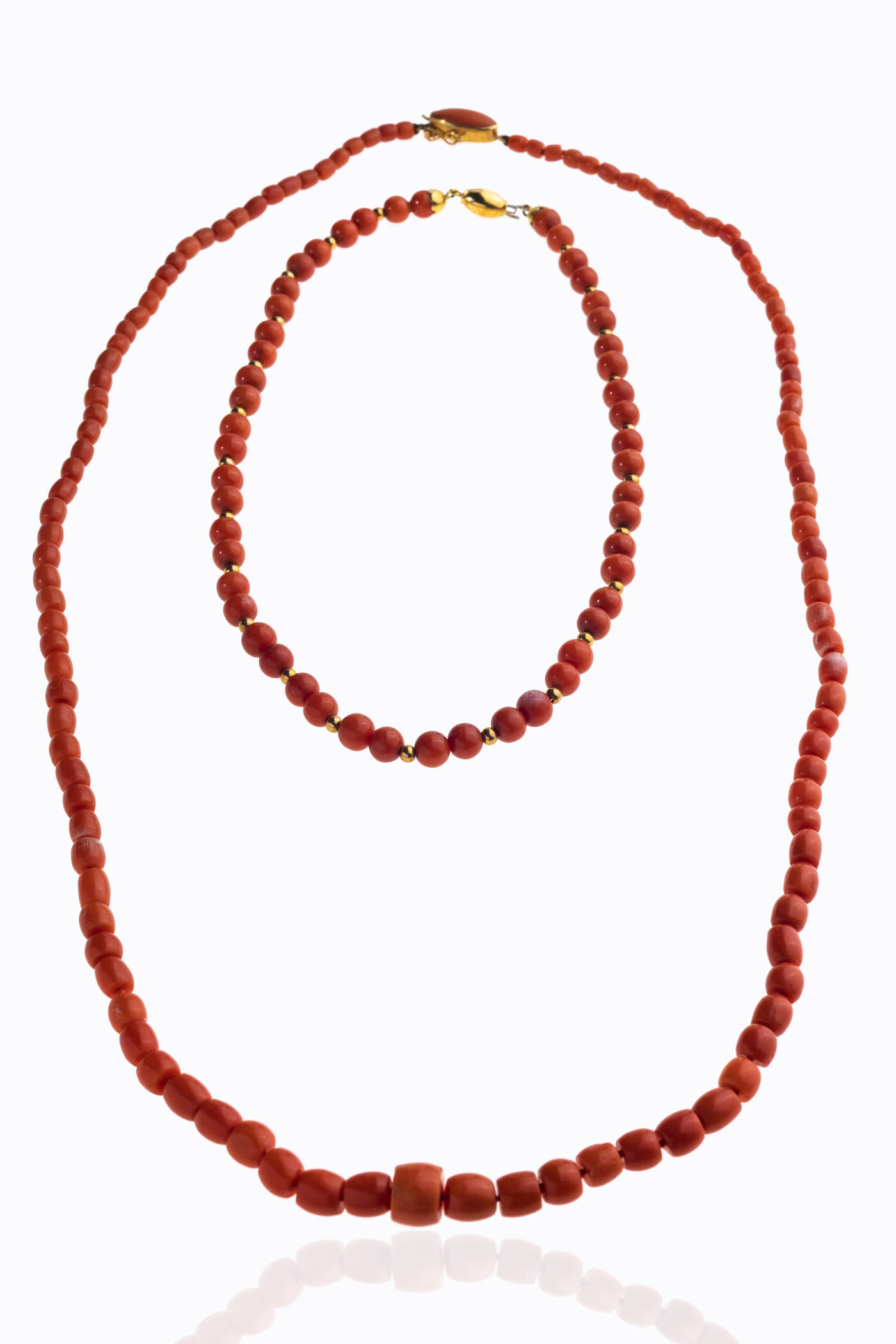 LOTTO DI DUE COLLANE 