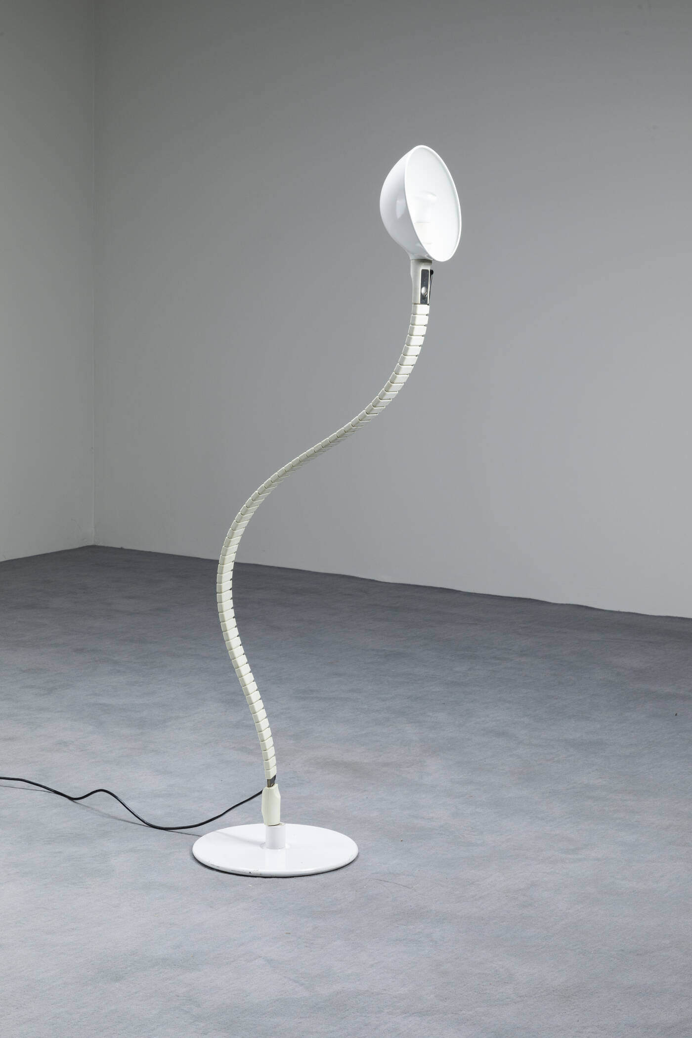 ELIO MARTINELLI - Lampada da terra mod. Vetrebra 