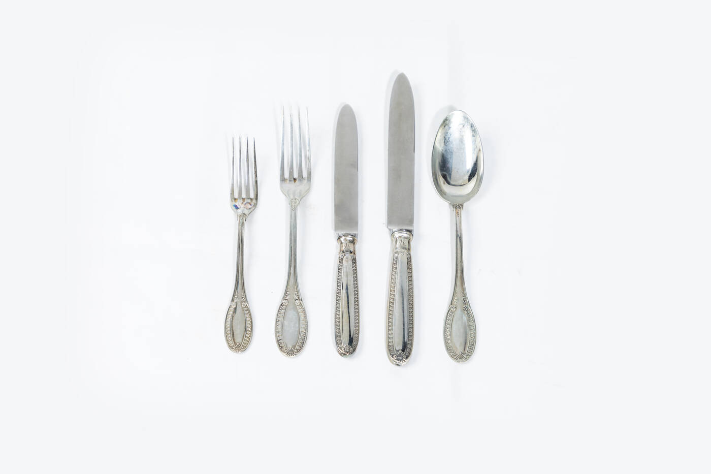 SERVIZIO DI POSATE IN ARGENTO