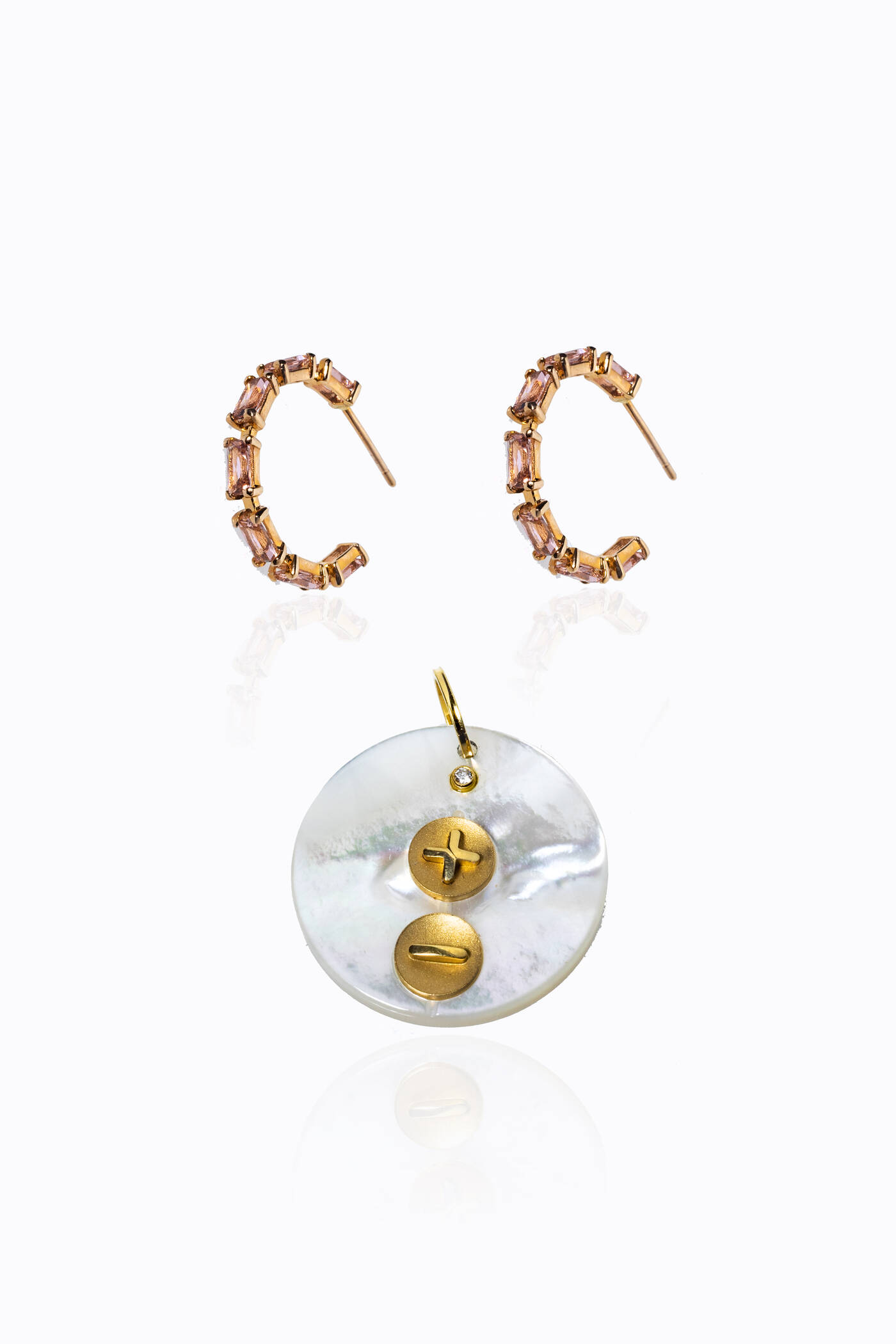 LOTTO DI DUE GIOIELLI