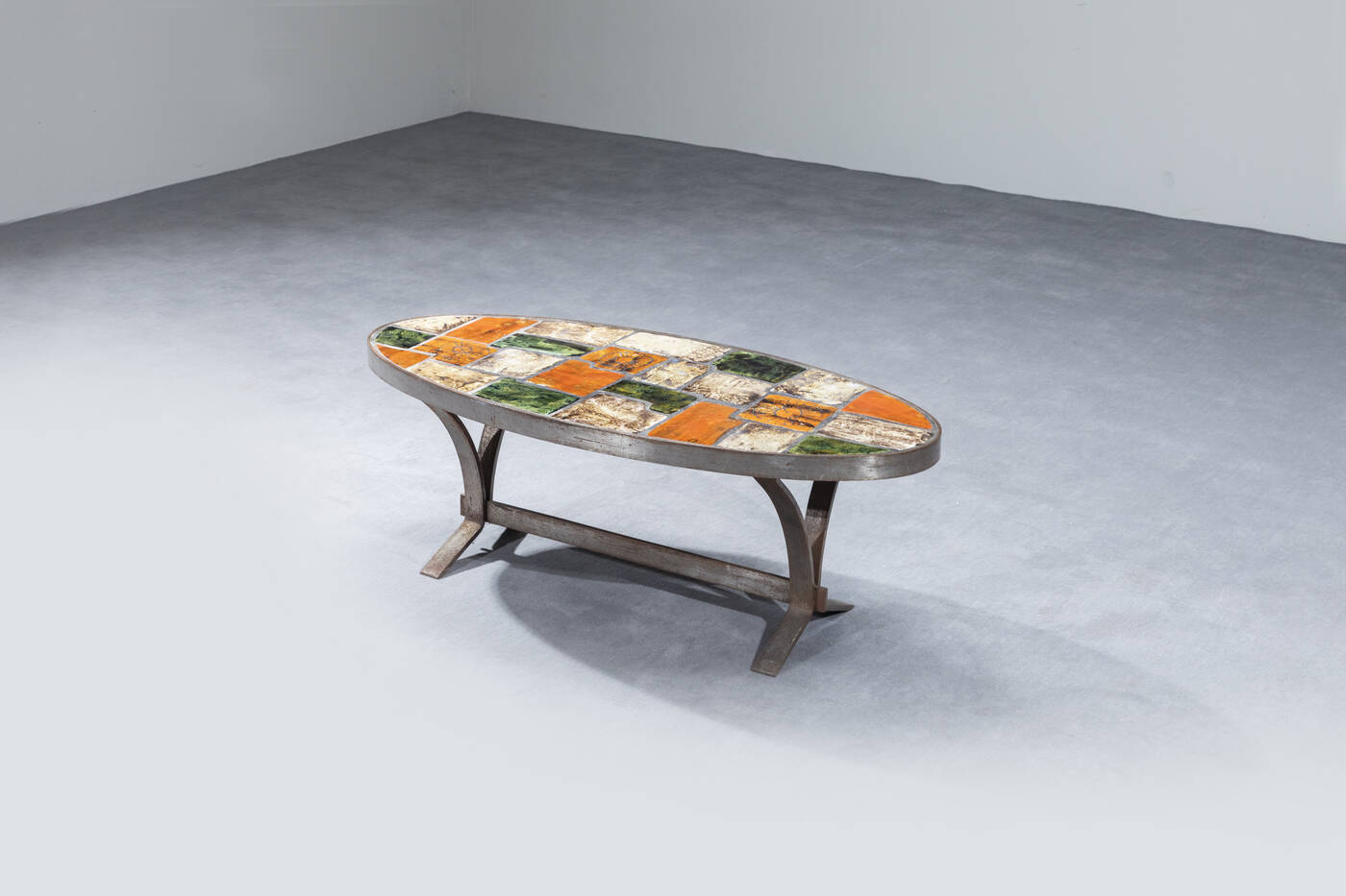 PRODUZIONE ITALIANA - Tavolino