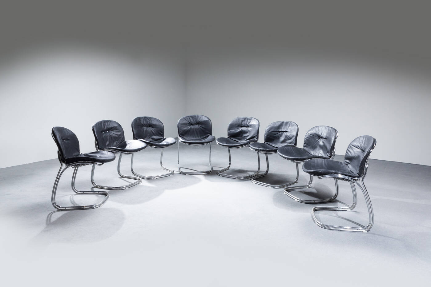 GASTONE RINALDI - Otto sedie mod. Sabrina 