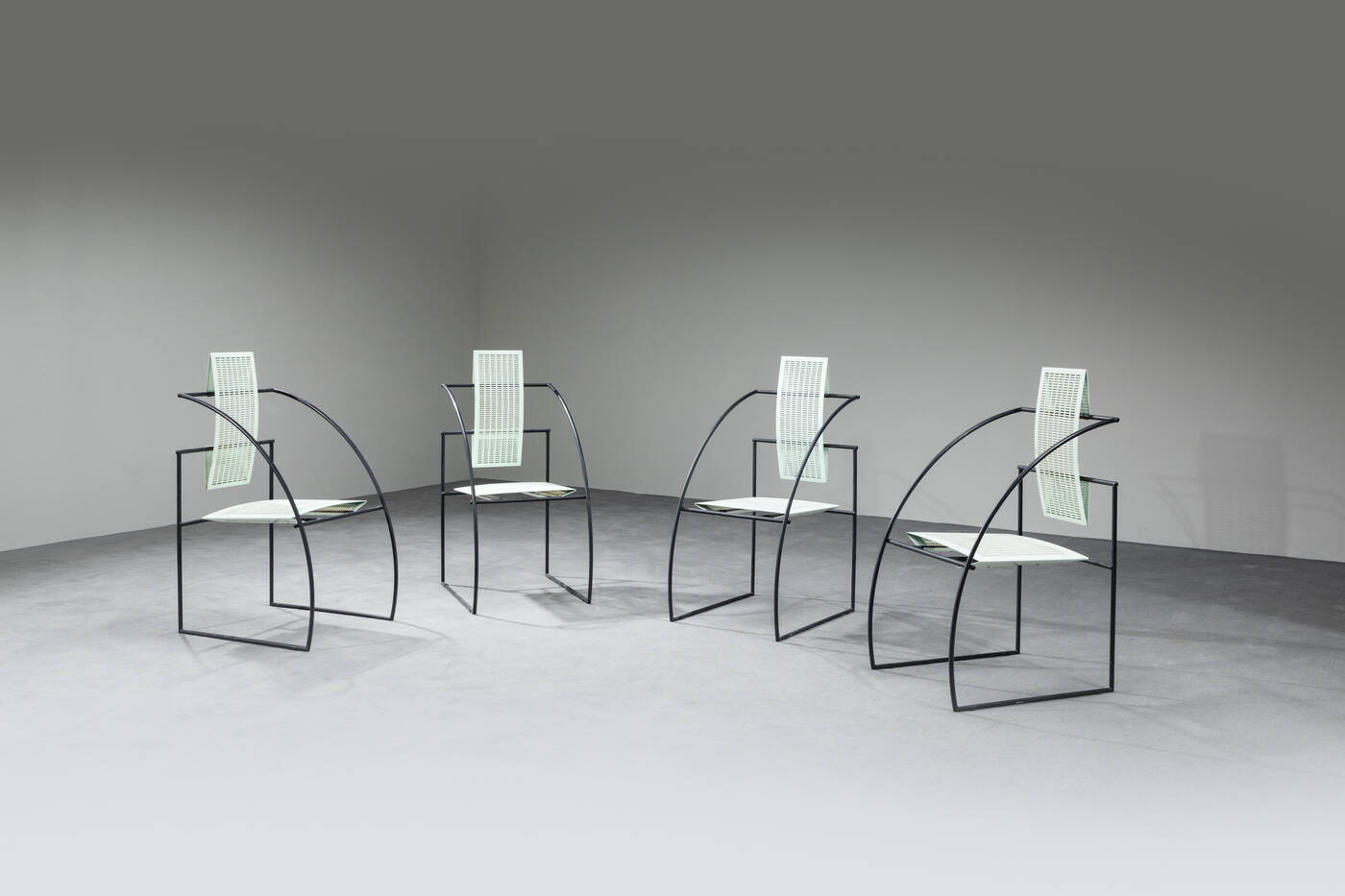 MARIO BOTTA - Quattro sedie mod. Quinta