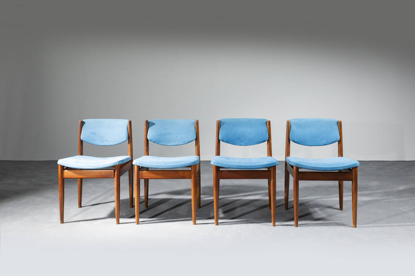 FINN JUHL - Quattro sedie