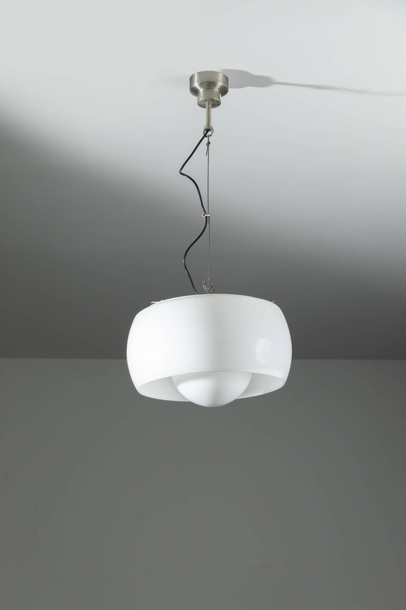 VICO MAGISTRETTI - Lampada a sospensione mod. Omega