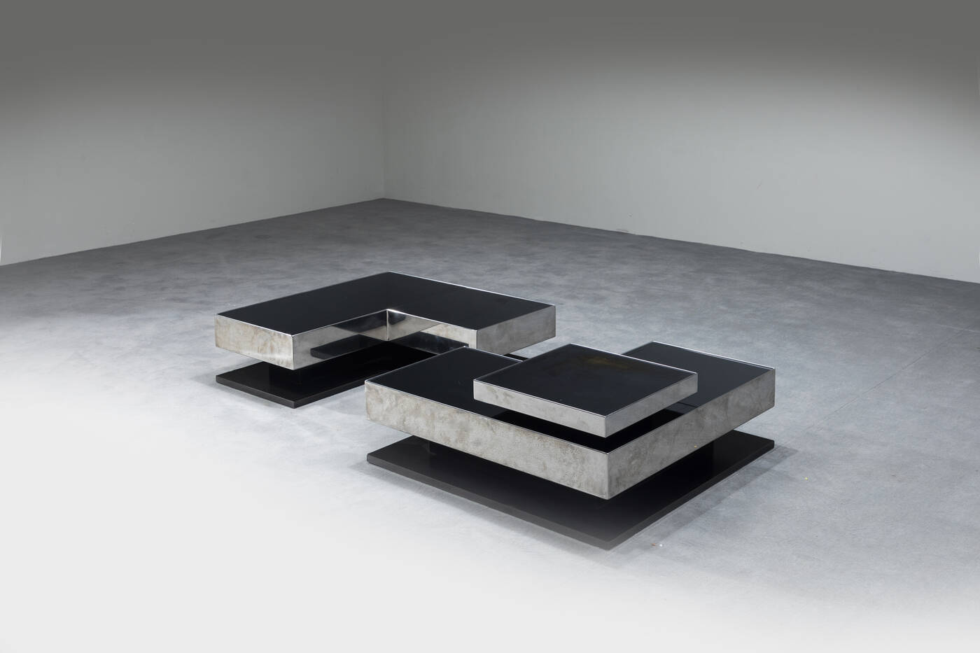 GIANNI AUSENDA - Tavolino componibile 