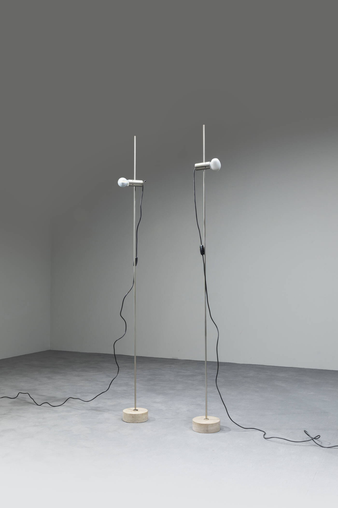 TITO AGNOLI - Pair of floor lamps mod. 387