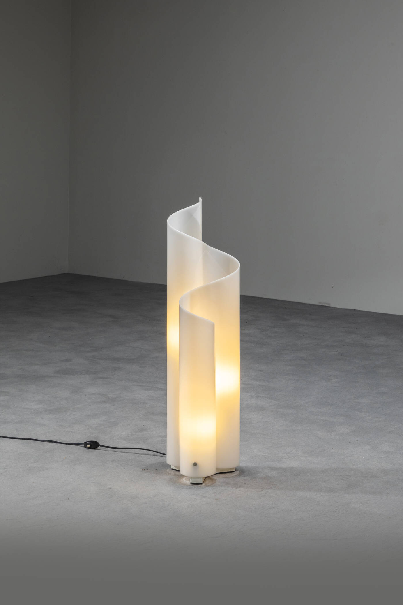 VICO MAGISTRETTI - Lampada da terra mod. Mezza Chimera