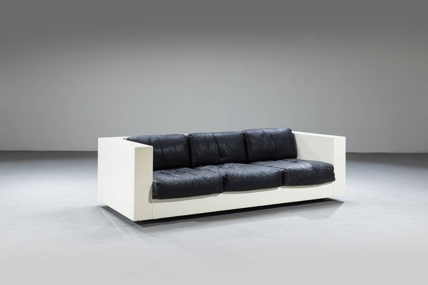 LELLA E MASSIMO VIGNELLI - Divano a tre posti mod. Saratoga 