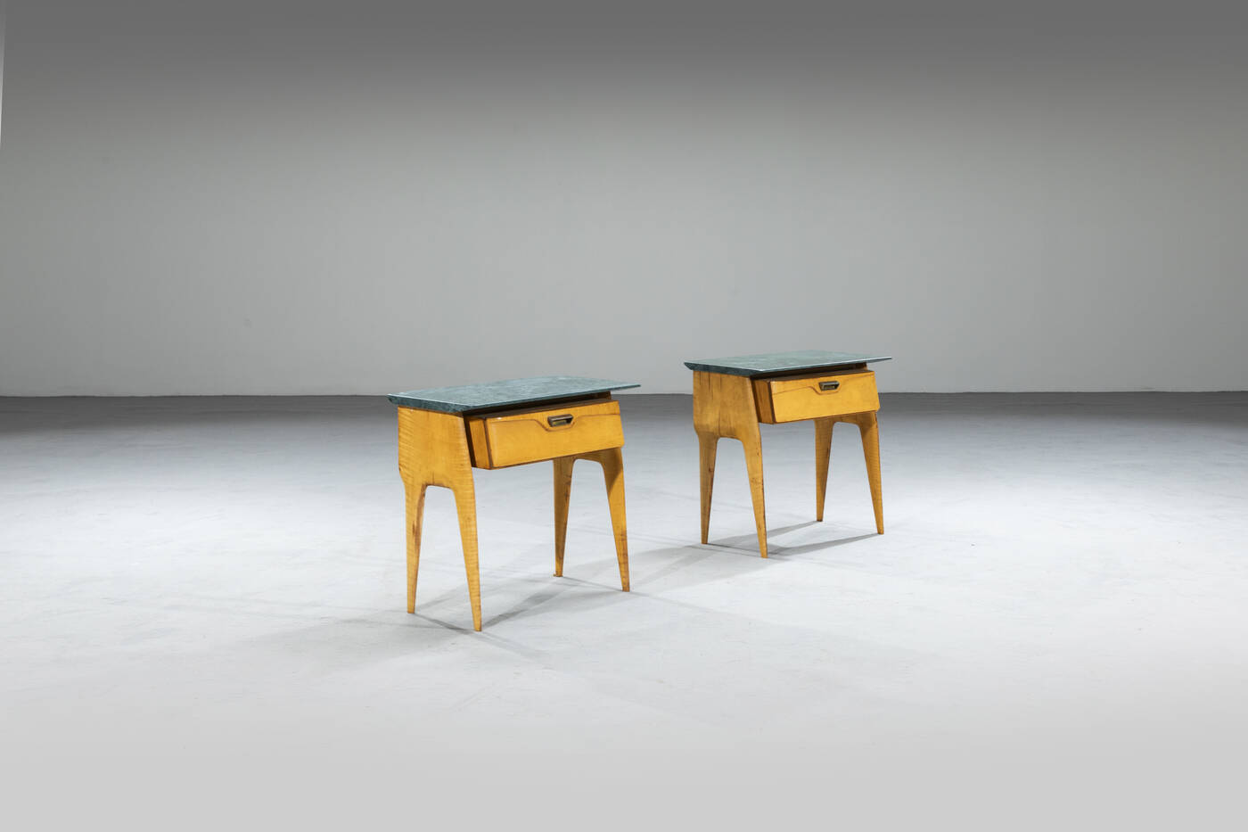 LA PERMANENTE MOBILI CANTU' - Coppia di comodini