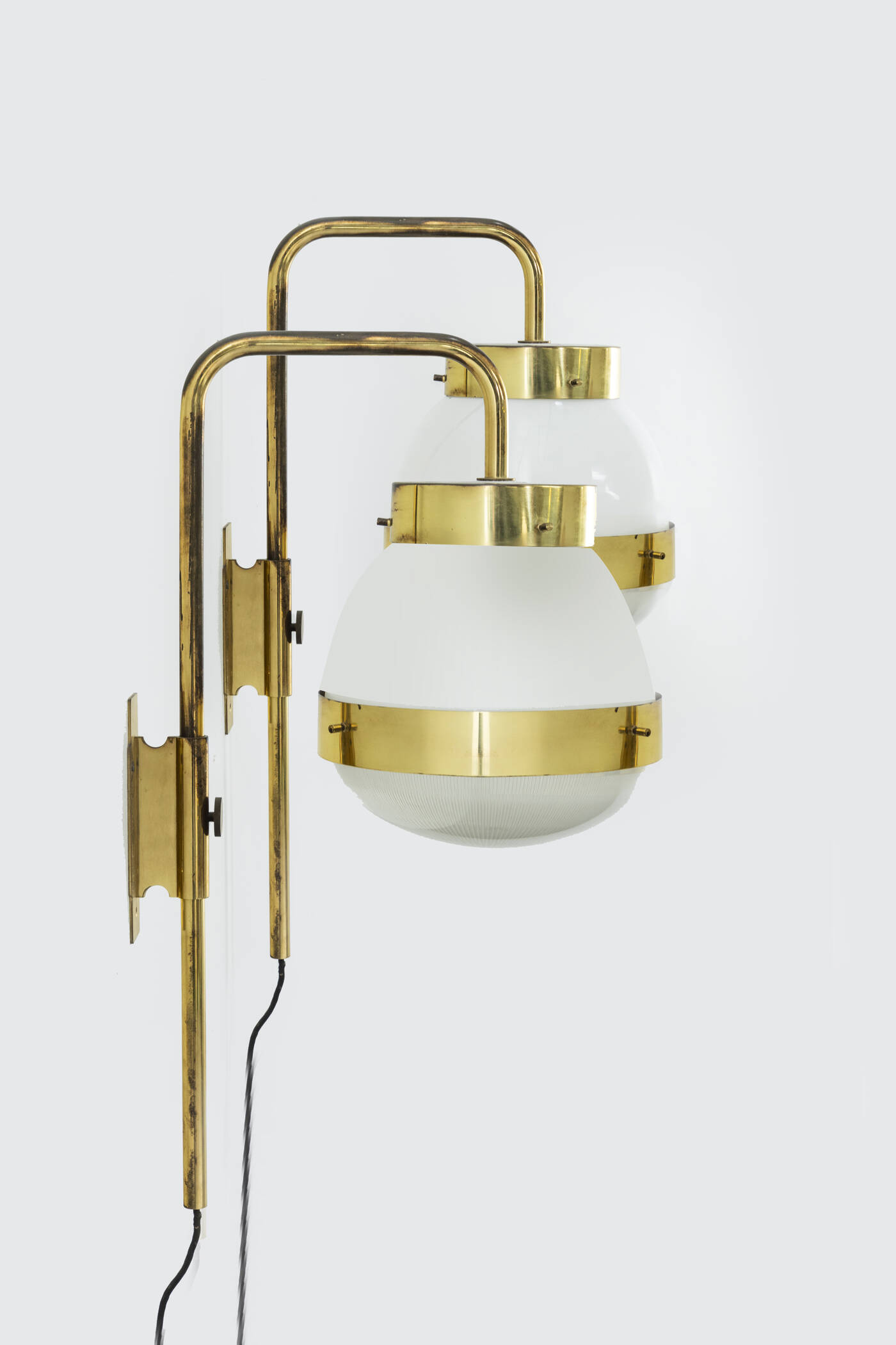 SERGIO MAZZA - Coppia di appliques mod. Delta