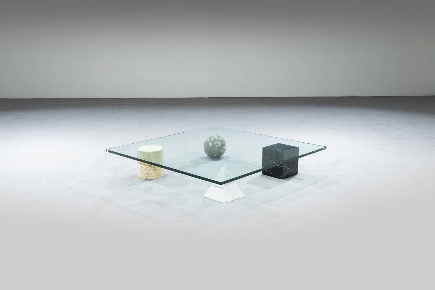 MASSIMO VIGNELLI - Tavolino mod. Metafora