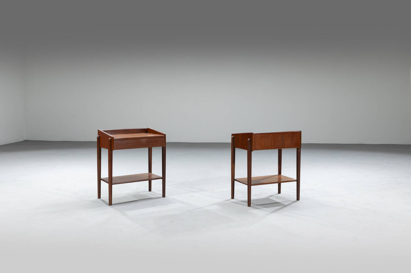 BORGE MOGENSEN - Coppia di comodini 