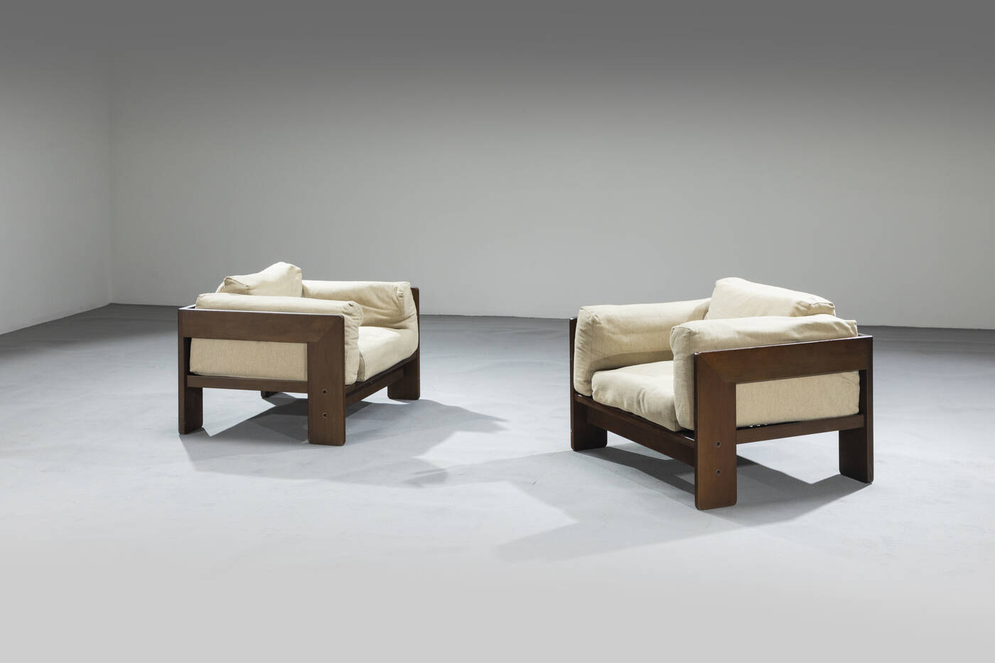 AFRA E TOBIA SCARPA - Coppia di poltrone mod. Bastiano 