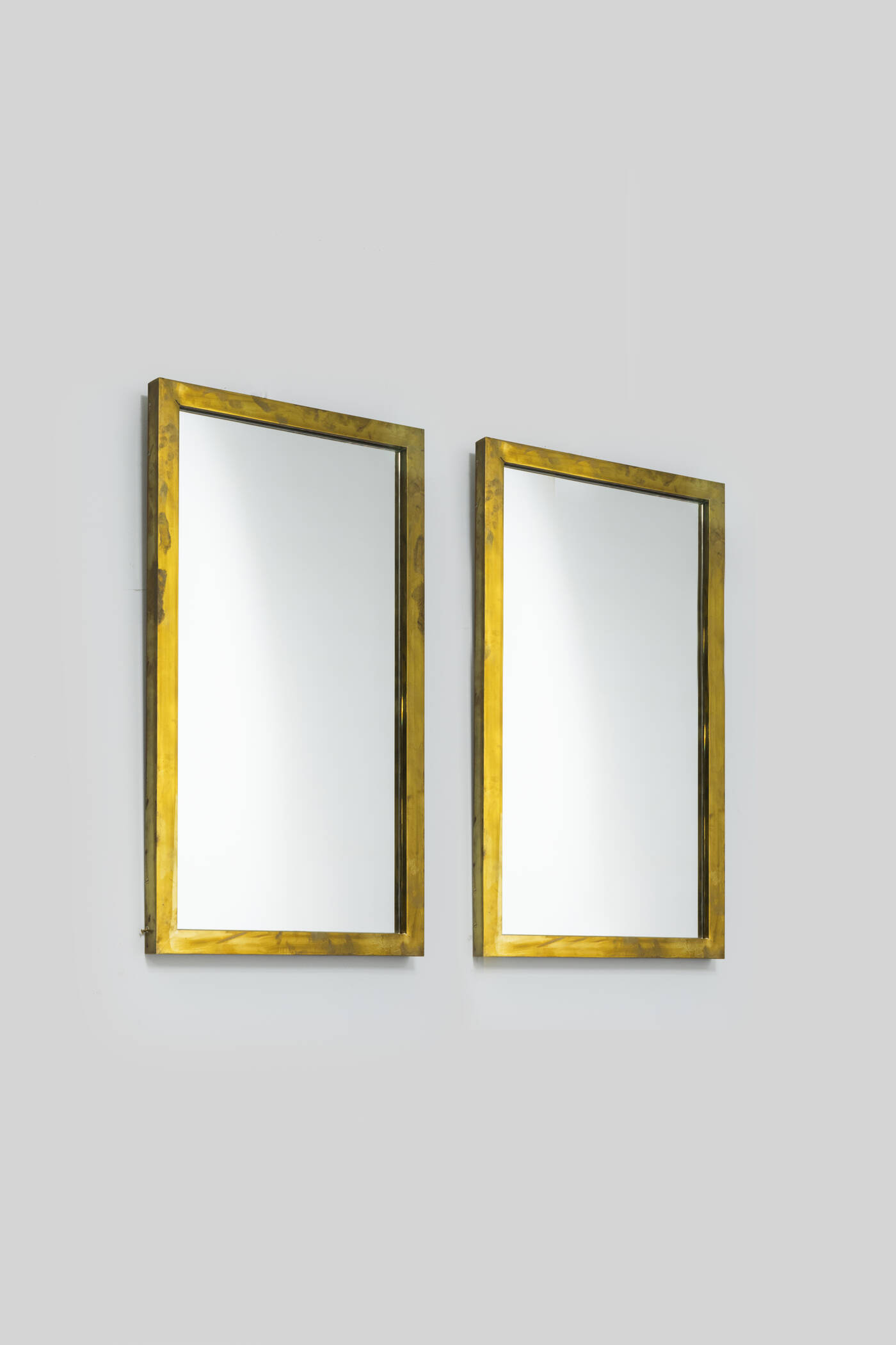 PRODUZIONE ITALIANA - Coppia di specchi da parete