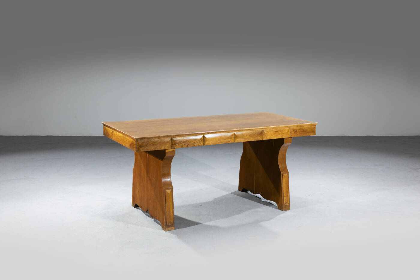 PAOLO BUFFA, attribuito - Grande tavolo