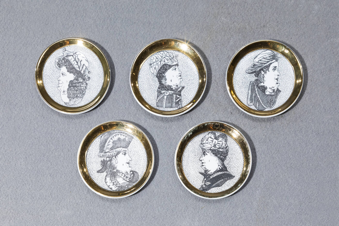 PIERO FORNASETTI - Cinque piattini